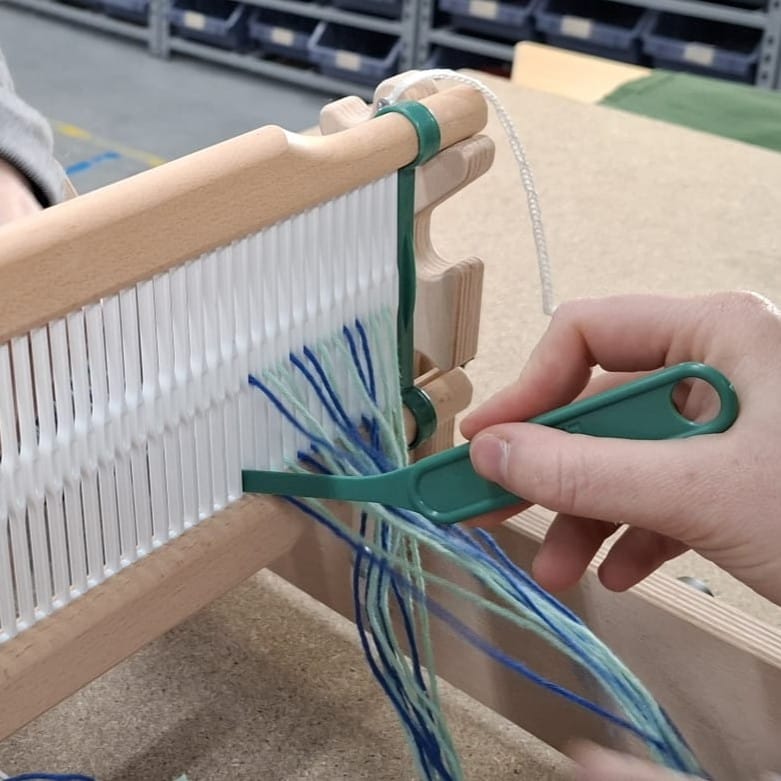 vari-dent rigid heddle system