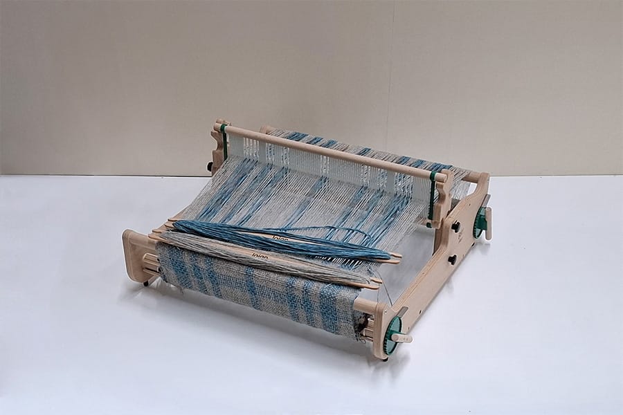 rigid heddle loom